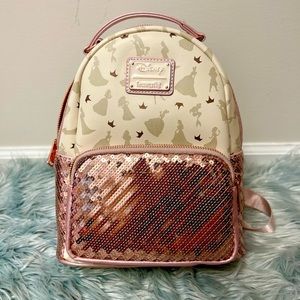 DISNEY PRINCESS LOUNGEFLY💗